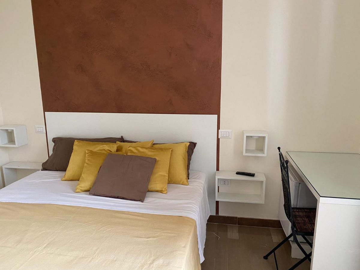 Room Milo Gallipoli Esterno foto